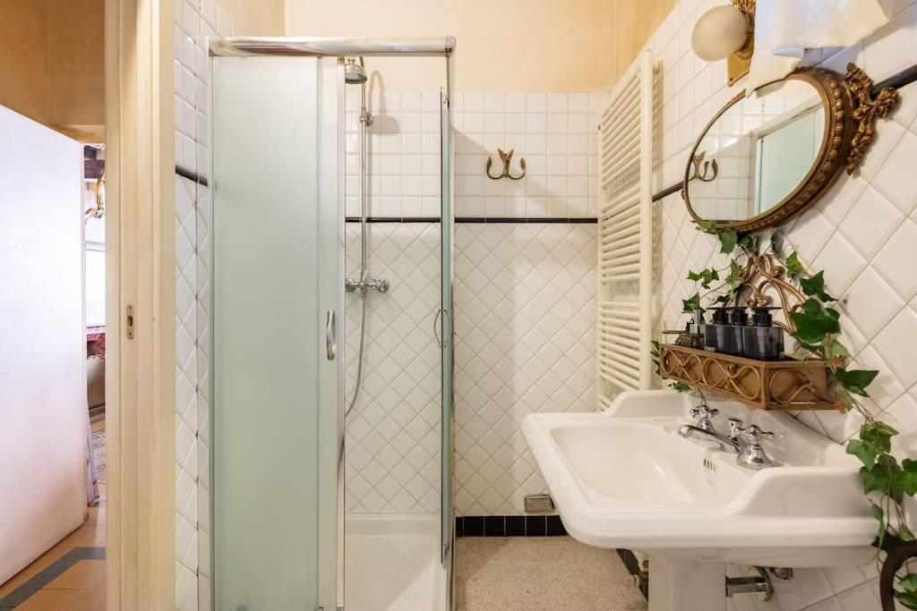 Central Elegant Apartment - Liberty House Μπολόνια Εξωτερικό φωτογραφία