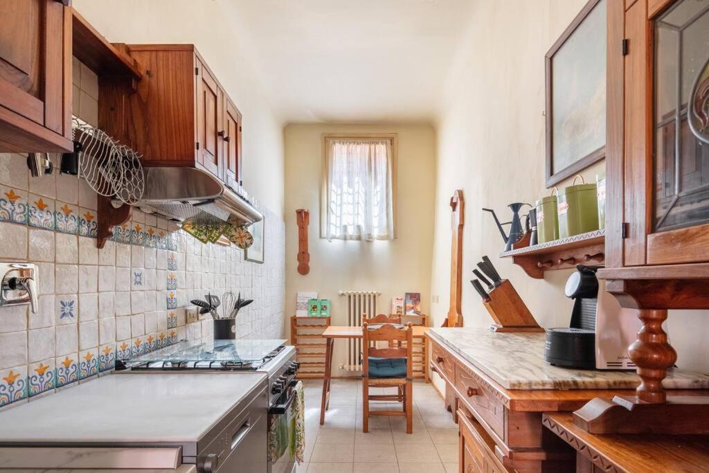 Central Elegant Apartment - Liberty House Μπολόνια Εξωτερικό φωτογραφία